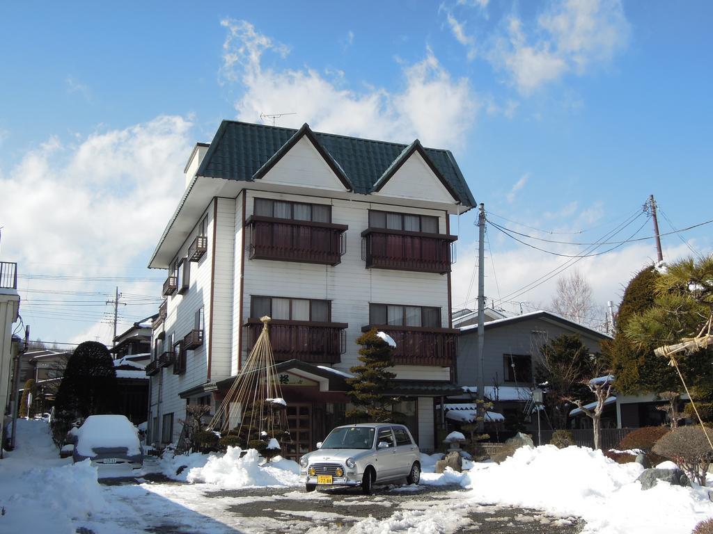 Guesthouse Hiiragi Yamanakako Exteriör bild